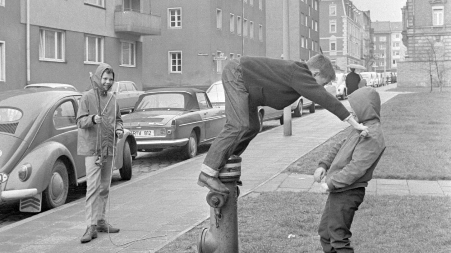 7. April 1967: Kaum Platz für große Kinder