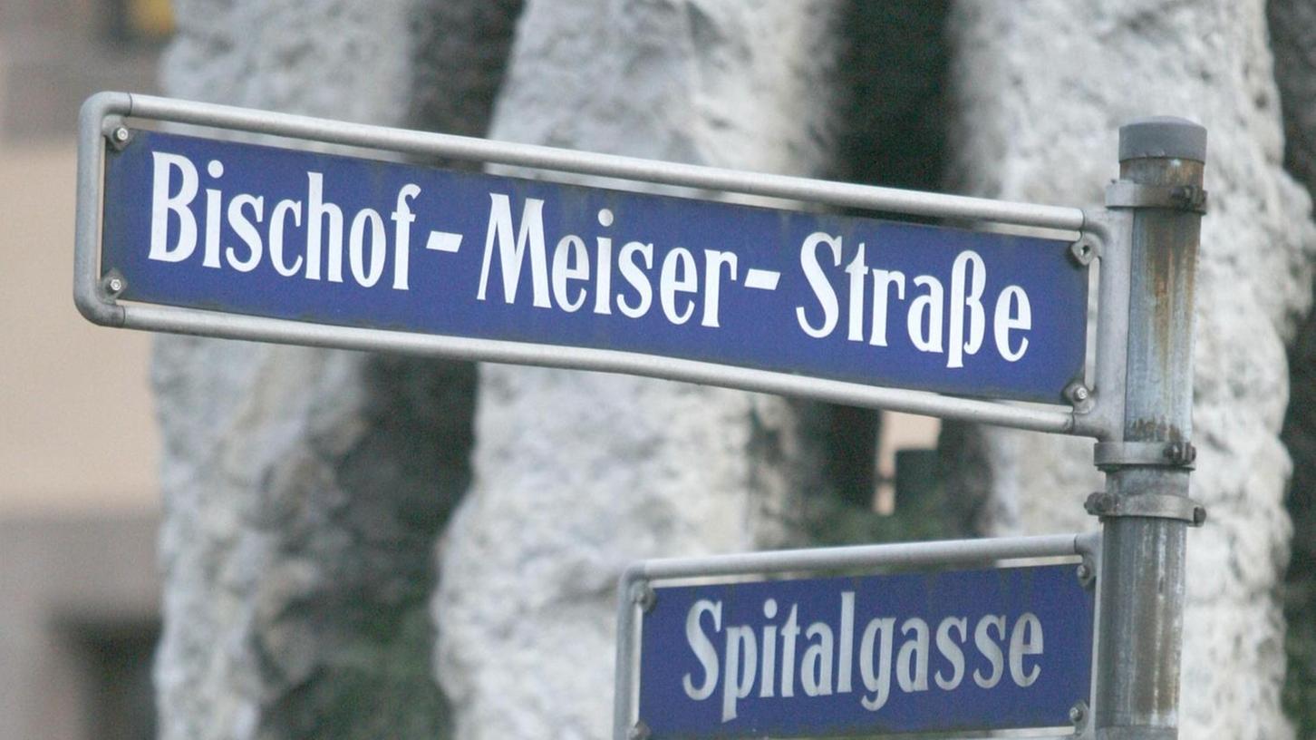 Straßennamen verweisen auch auf umstrittene Persönlichkeiten. Bereits umbenannt wurde die ehemalige Bischof-Meiser-Straße.