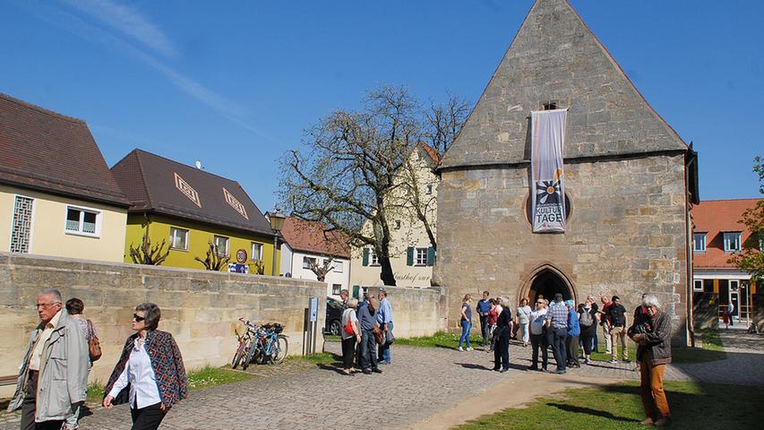Etliche Bauten reichen bis ins Mittelalter zurück, so auch die Grabkapelle.