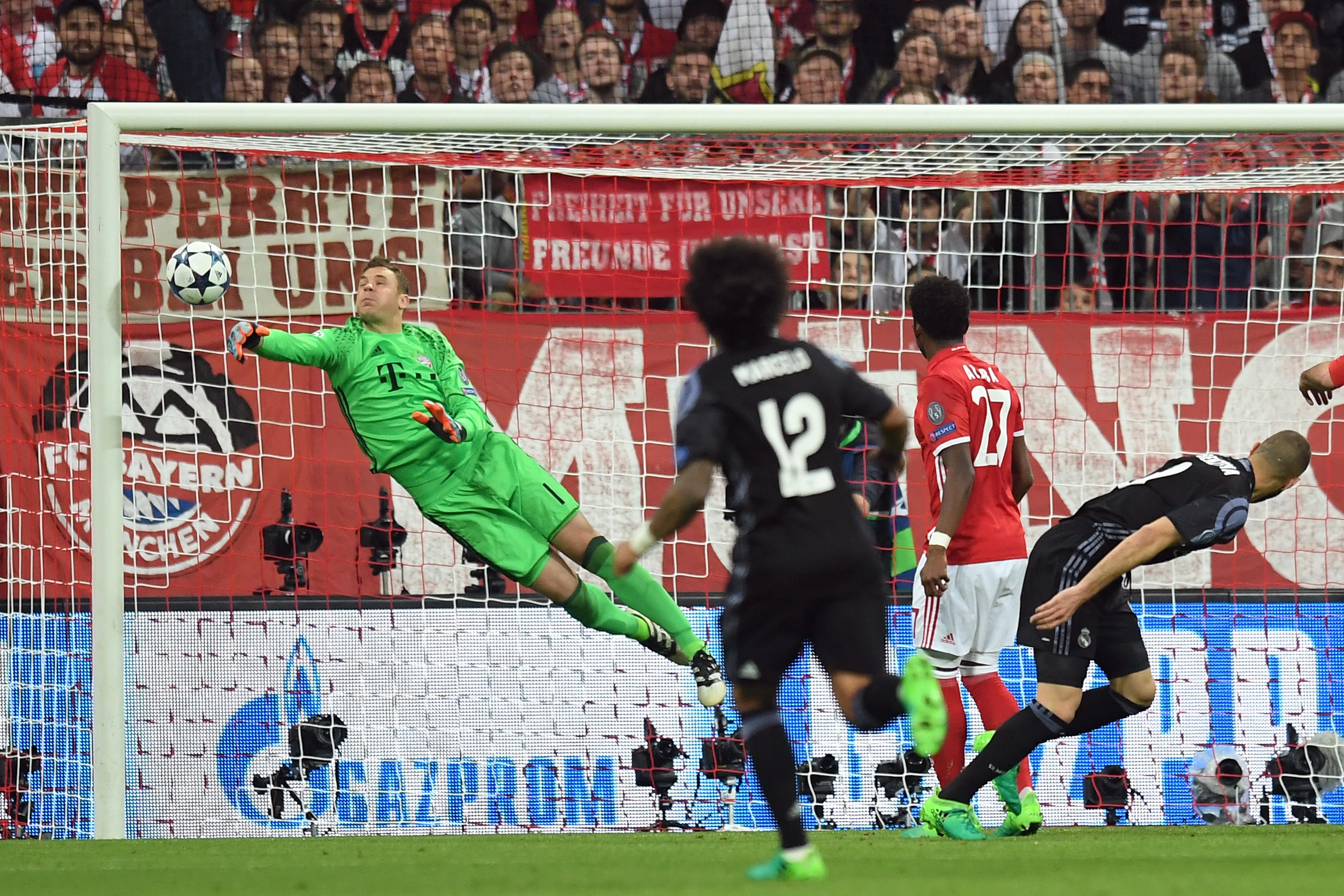 "Cristiano Ronaldo erzielt sein 99. und 100. Tor in Europa, nachdem Arturo Vidal eine ruhmreiche Chance vom Elfmeterpunkt aus vergibt und Javi Martinez vom Platz fliegt."