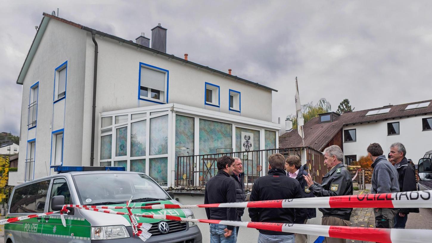 Am 19. Oktober 2016 erschoss der "Reichsbürger" Wolfgang P. in Georgensgmünd bei einer Razzia einen Polizisten, drei weitere verletzte er mit seinen Schüssen.