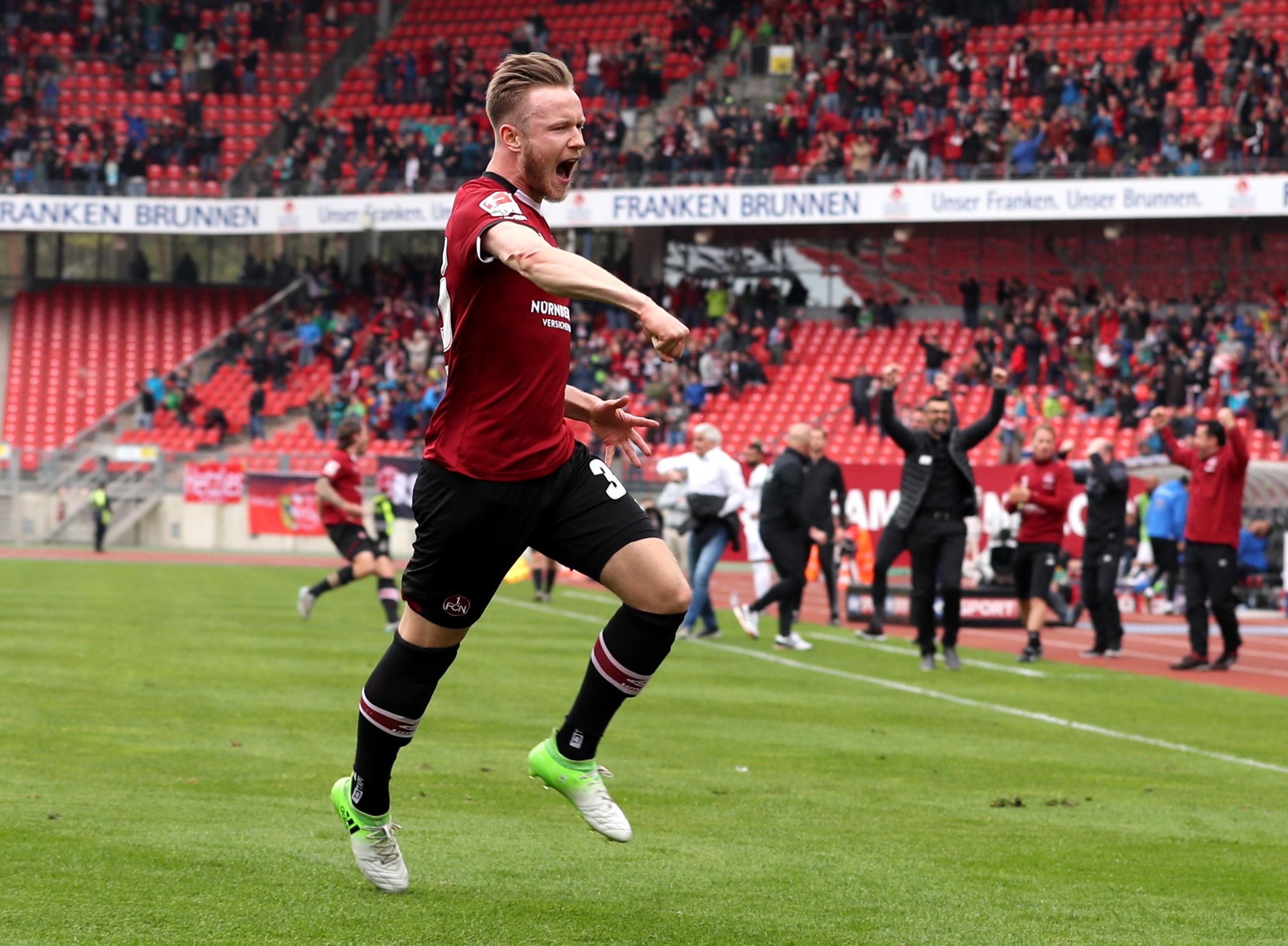 Treffer! Nach Kurzeinsätzen, Trainerwechsel und Verletzungspause tut Teuchert dieses Tor enorm gut.