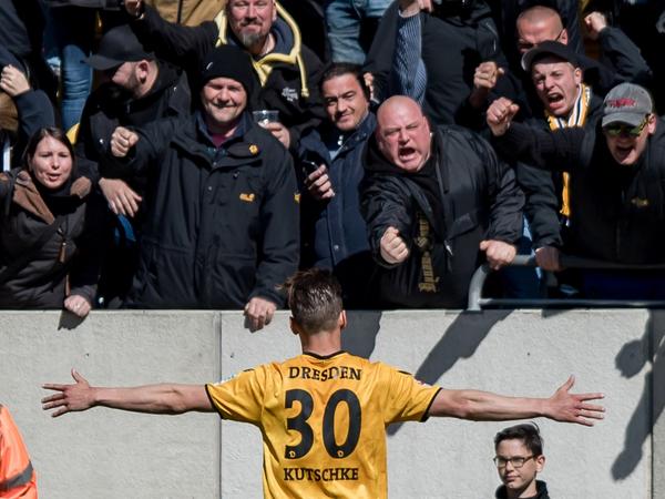 Club-Leihgabe Stefan Kutschke knipste für Dynamo Dresden erneut: Mit seinem 16. Saisontor rettete er Dynamo Dresden den Punkt gegen Düsseldorf.