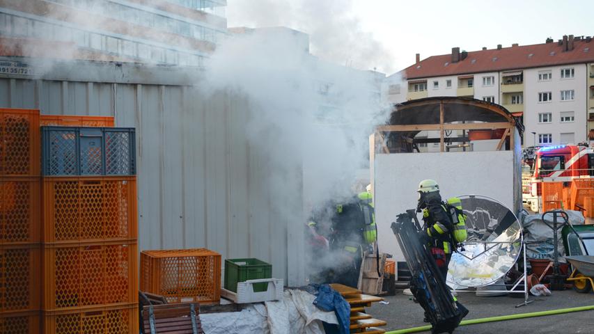 Feuer im mobilen Stadtgarten: Container brennt komplett aus