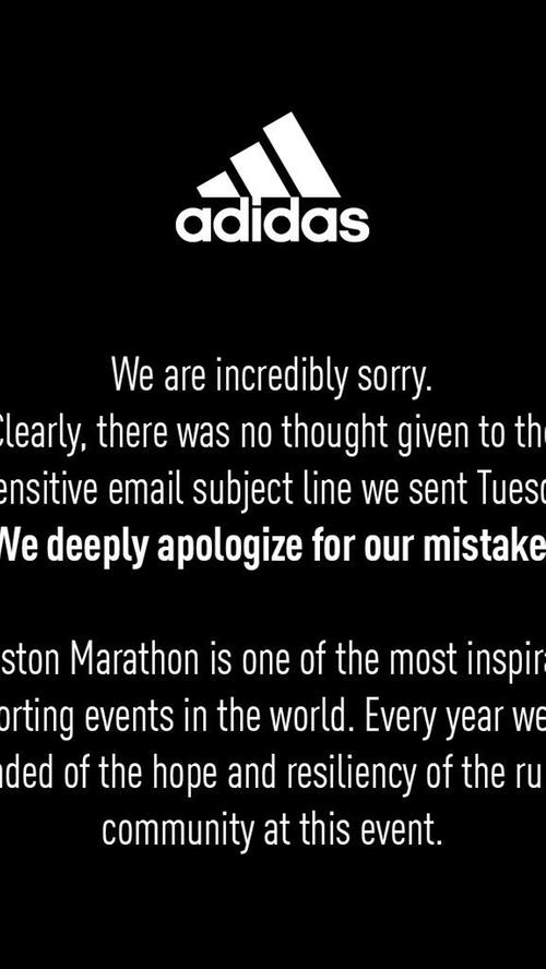 Nach der geschmacklosen Gratulation an die Teilnehmer des Boston-Marathons entschuldigt sich Adidas für die "unsensible E-Mail-Betreffzeile". Der Herzogenauracher Sportartikel-Hersteller hatte den über 26.000 Sportlern in diesem Jahr per E-Mail nicht etwa zum Durchhalten gratuliert, sondern zum "Überleben". Die Empörung in den Sozialen Netzwerken war groß gewesen, denn erst 2013 hatten Attentäter im Zieleinlauf mit selbst gebauten Bomben drei Menschen getötet und über 250 teils schwer verletzt. Adidas räumte ein, nicht nachgedacht zu haben. Es sei "einfach dumm" gewesen, "ein menschliches Versagen".