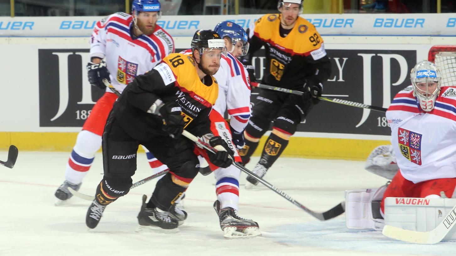 Und dann ist Schluss: Kai Hospelt geht nicht mehr für die Nationalmannschaft auf Puckjagd. Und dann ist Schluss: Kai Hospelt geht nicht mehr für die Nationalmannschaft auf Puckjagd.
