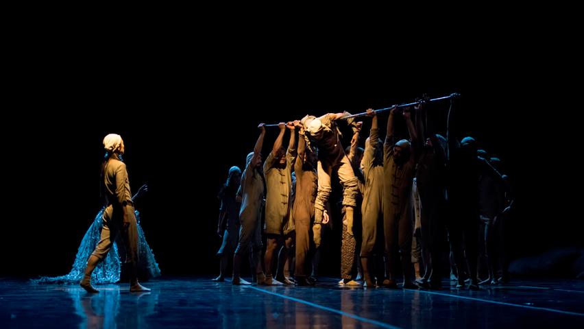 Bilder: "Don Quijote" in Nürnberg als bewegendes Tanztheater