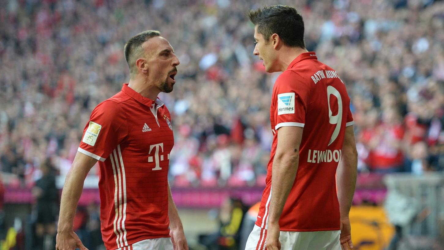 Nach dem bitteren Aus im Champions League-Viertelfinale gegen Real Madrid will der FC Bayern München die Chance aufs Double wahren und mit einem Sieg gegen Borussia Dortmund ins DFB-Pokal-Finale einziehen.