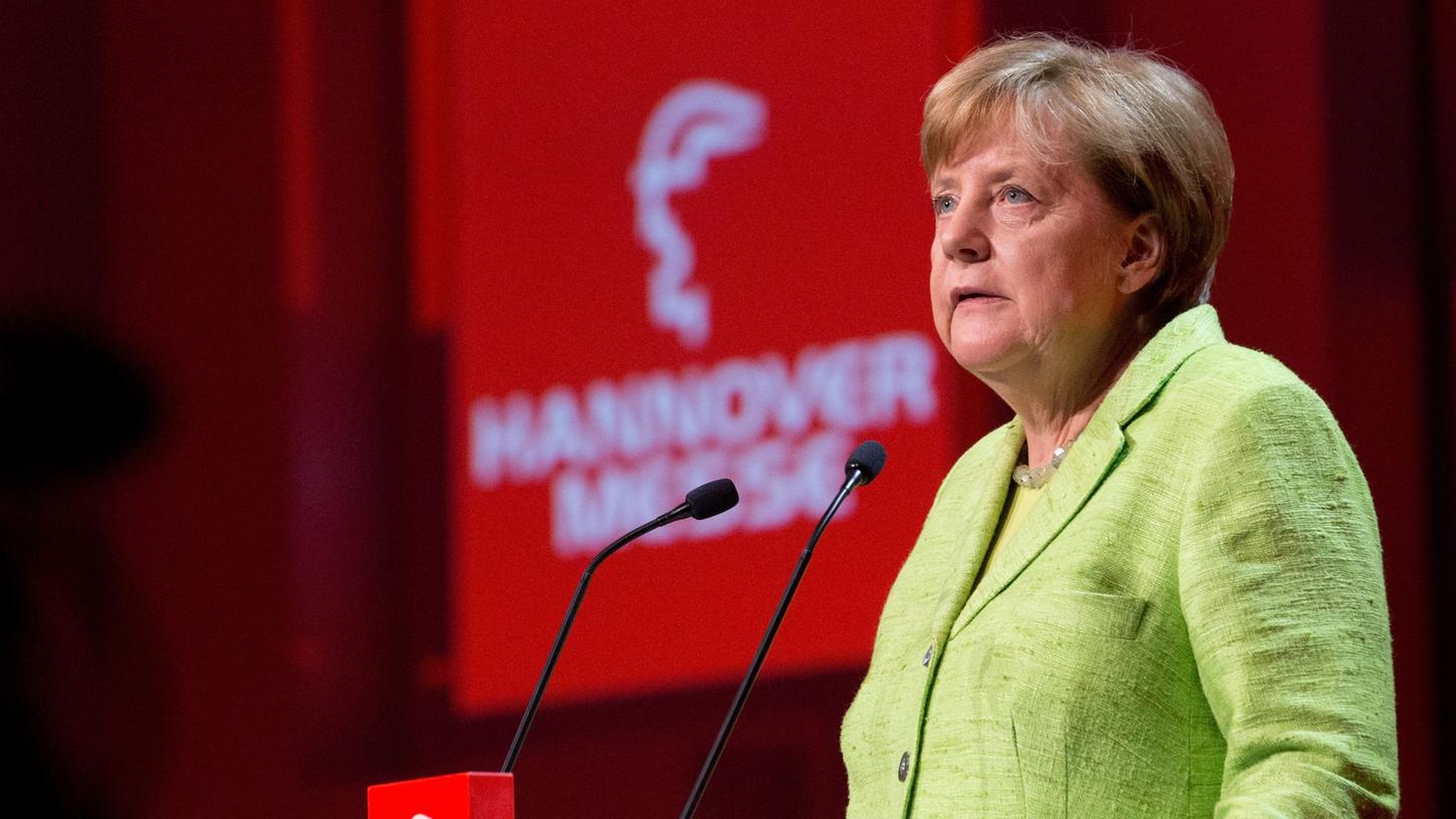 Vernetzte Industrie: Merkel eröffnet Hannover Messe