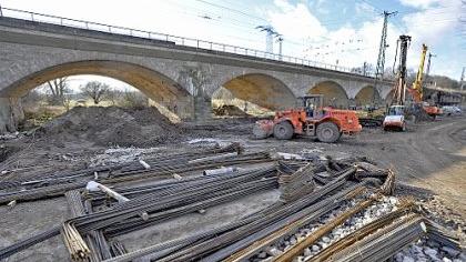 Siebenbogenbrücke: Die Erweiterung läuft Siebenbogenbrücke: Die Erweiterung läuft