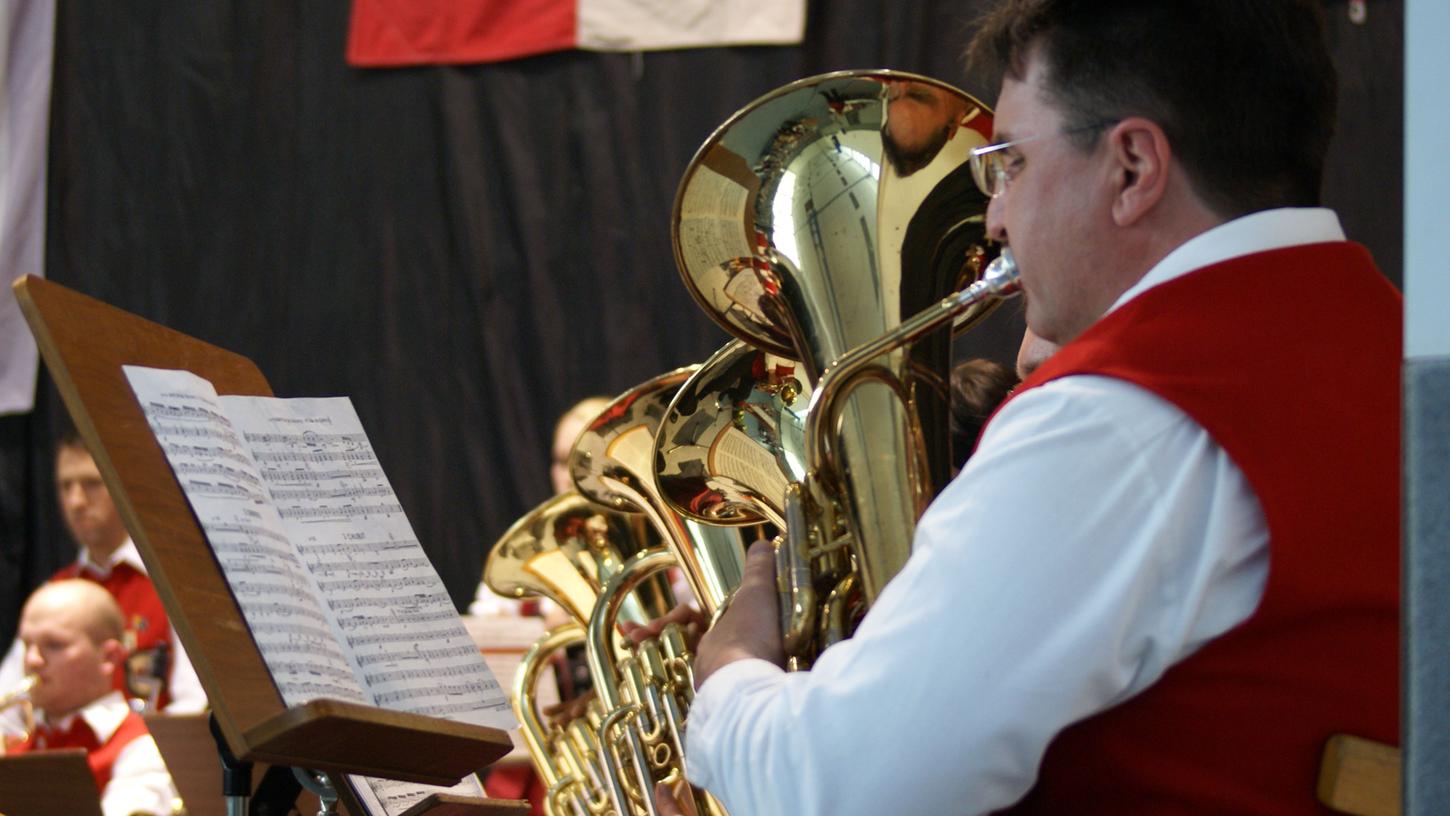 In Neunkirchen zähmt die Musik den Drachen beim Konzert