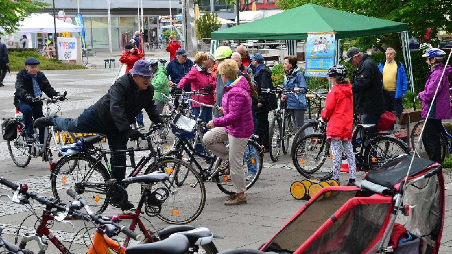 Mit dem Fahrrad in Erlangen  auf der Suche nach Lösungen