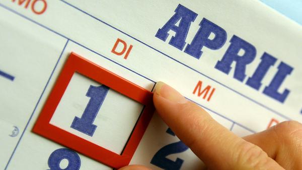 Entscheidend ist der Zeitraum: Wenn Betroffene länger als zwei bis drei Wochen an den typischen Symptomen leiden, handelt es sich um eine Depression.