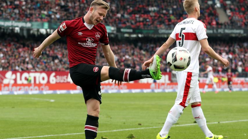 Ultras solidarisieren sich, Club verliert: Das Stuttgart-Spiel in Bildern