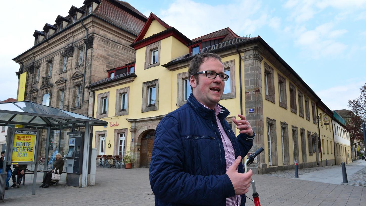 Zur Halbzeit der Wahlperiode hatte Oberbürgermeister Florian Janik zu einer Journalisten-Radtour durch die Stadt eingeladen.