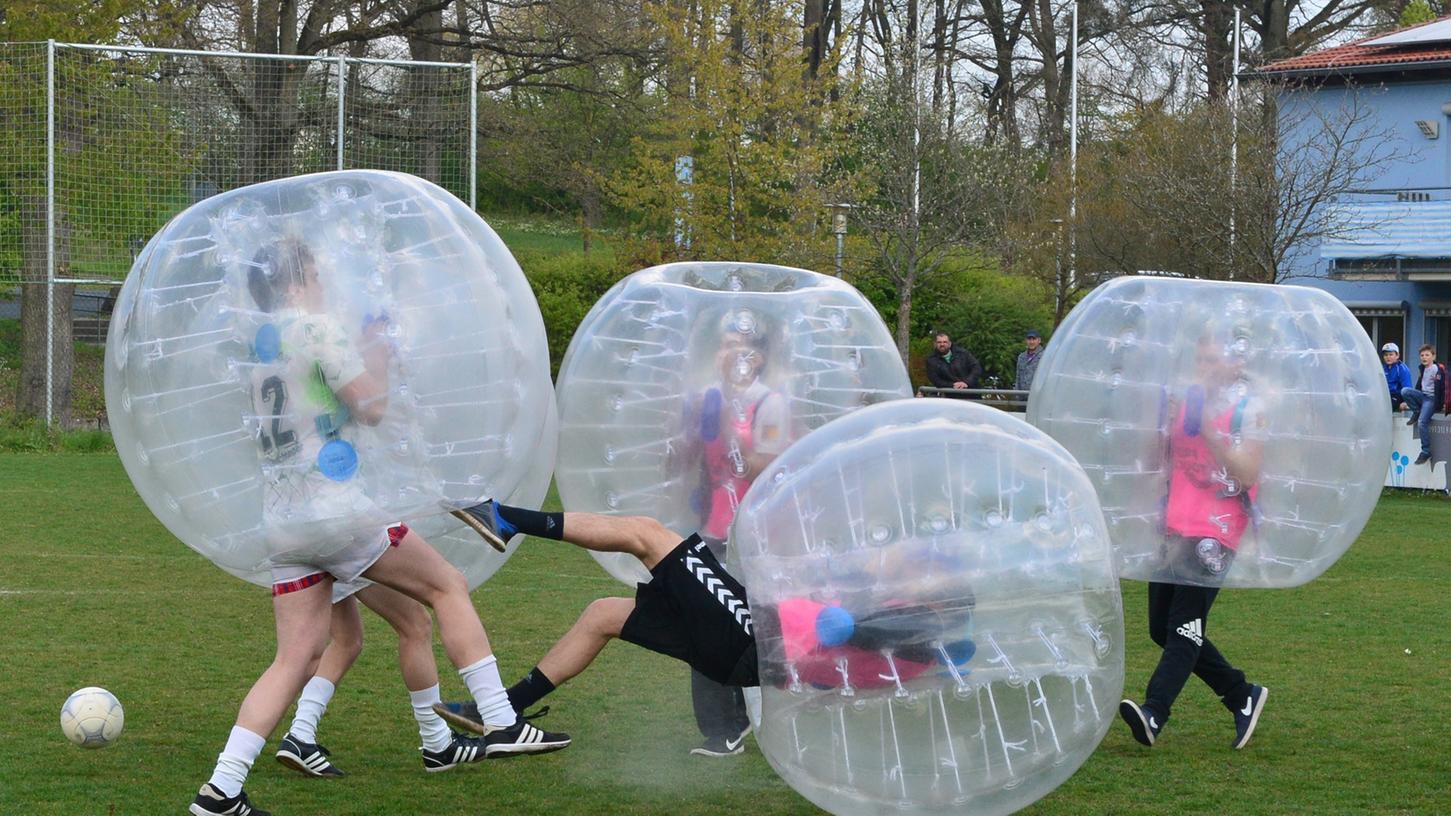 Das Bubble-Soccer-Turnier des Möhrendorfer Vereins Renner ist wieder eine Riesengaudi gewesen.