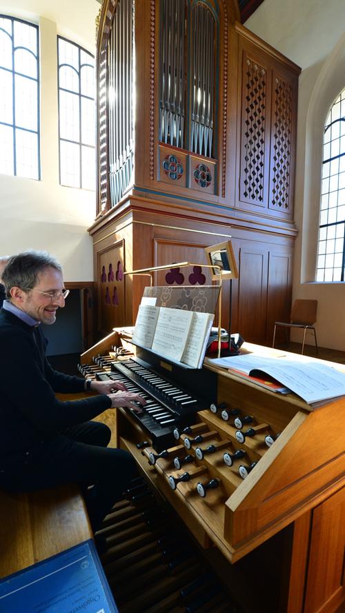 Bis nach Röttenbach: Orgelradler kehren in St. Mauritius ein
