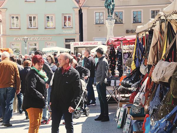 Walpurgimarkt lockte in Weißenburger Altstadt
