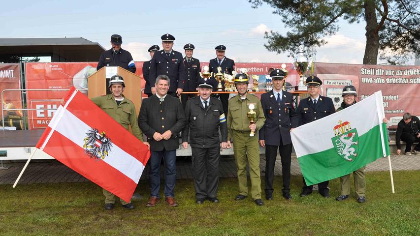 500 Feuerwehrler beim  Oberpfalz-Cup in Postbauer-Heng
