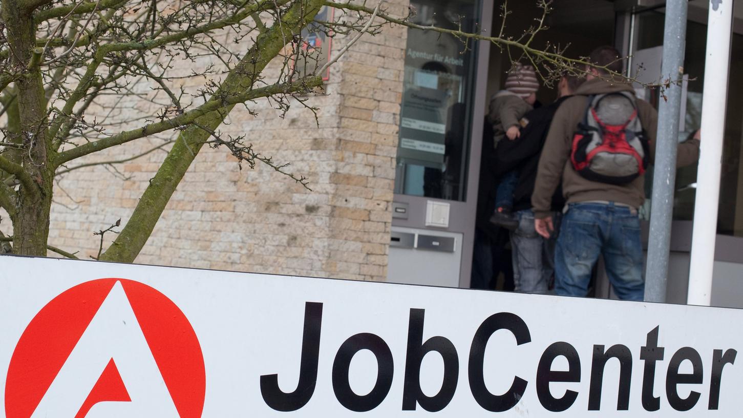 Arbeitsmarkt in ERH: Bald eine Eins vor dem Komma?