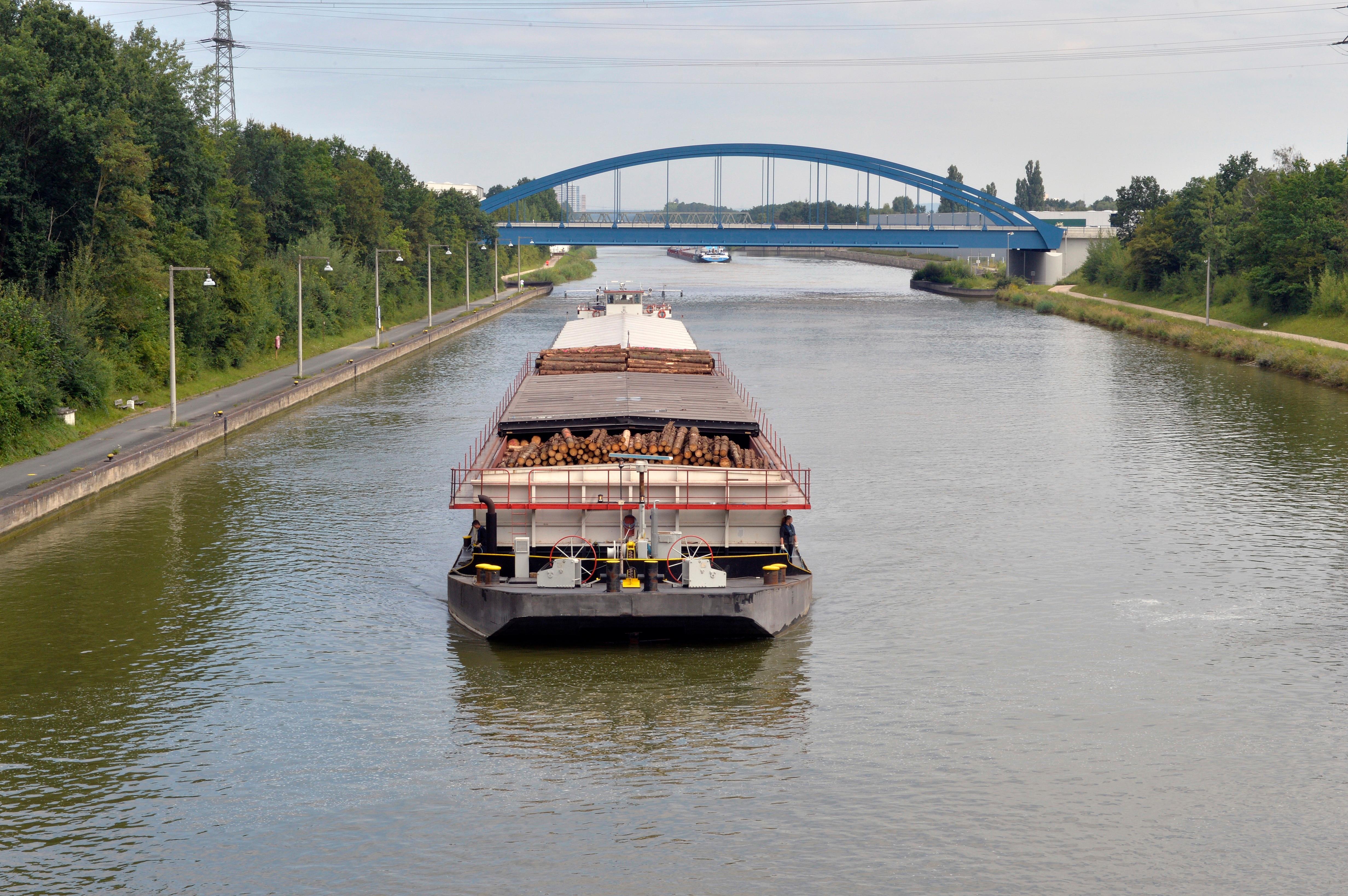 Wasserstraße der Superlative: Der Main-Donau-Kanal in Zahlen  Nordbayern