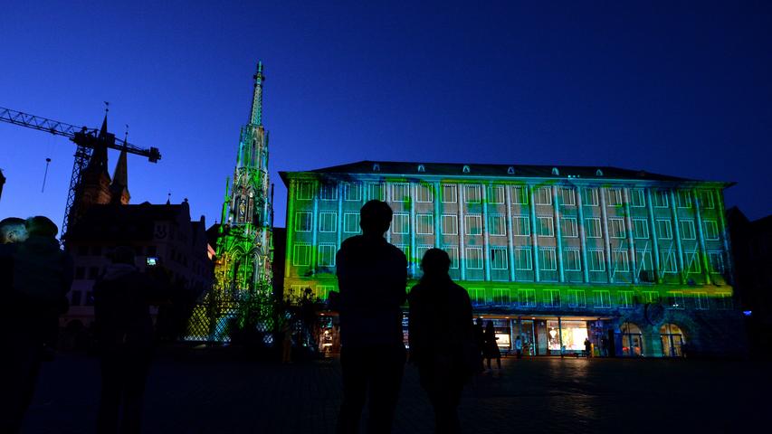 Nürnberg glüht vor: Testlauf für die Blaue Nacht 2017