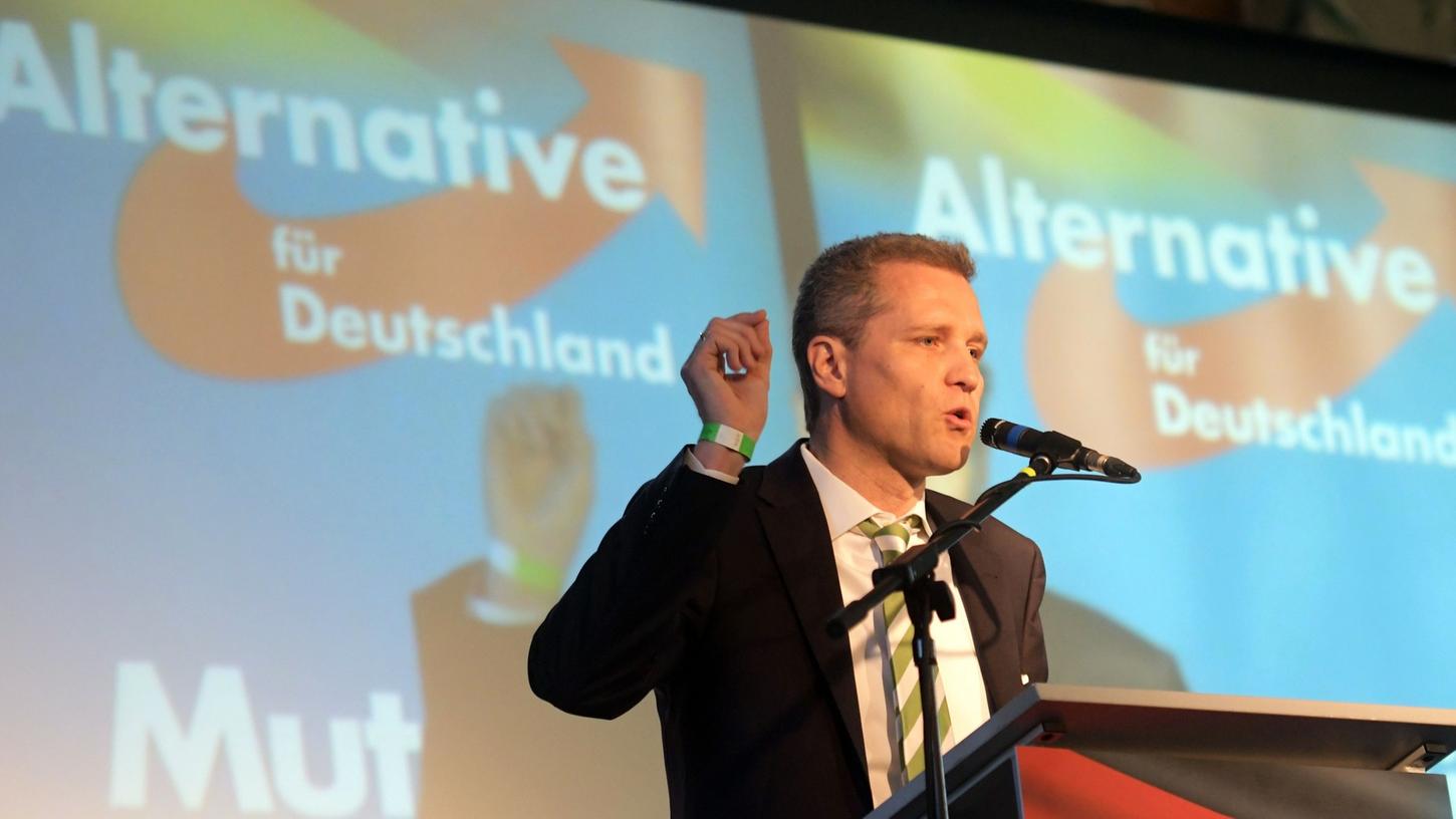 Der bayerische AfD-Landesverband setzt seine Listenaufstellung für die Bundestagswahl fort - mit dabei: Vorsitzender Petr Bystron.