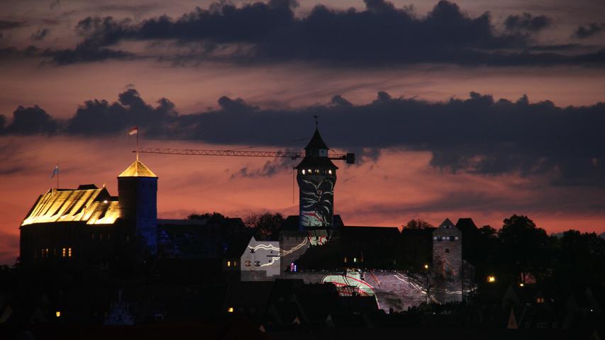 Blaue Nacht 2017: Lichterspiele an der Nürnberger Kaiserburg