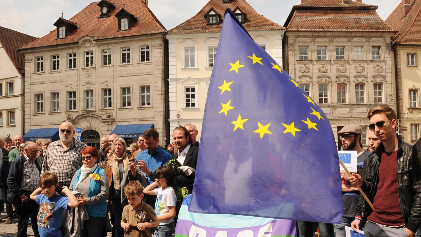 Am Puls der Zeit, am Puls von Europa: "Pulse of Europa" in Forchheim.