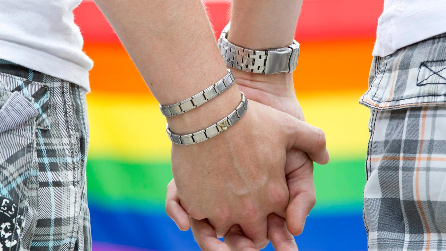 Ein Nürnberger Verein beklagt gehäufte Asylablehnung für Homosexuelle.