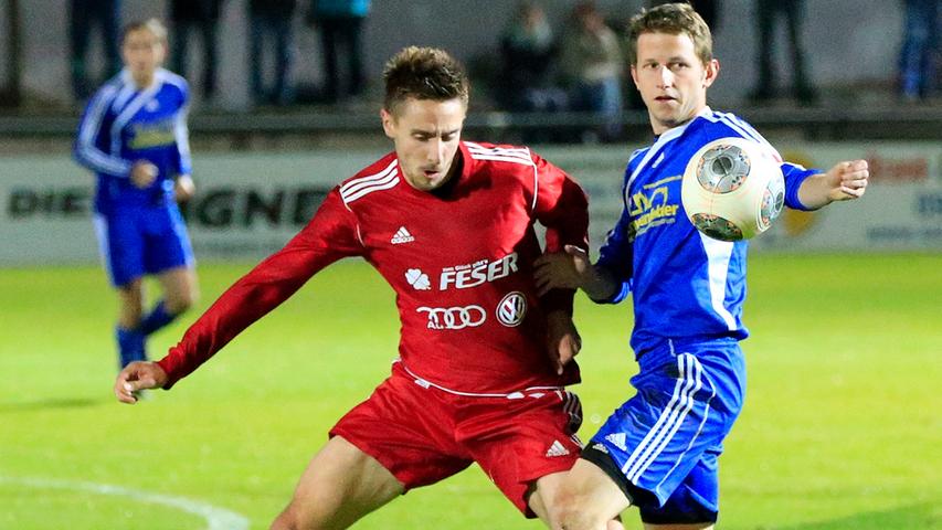 Bezirksliga 2013: René Kerschbaum hofft, dass sich Zuschauer und Spieler wieder mehr mit den Vereinen identifizieren.