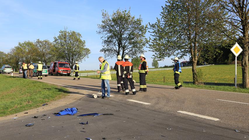 Oberpfalz: Krad-Fahrer prallt gegen Auto und stirbt