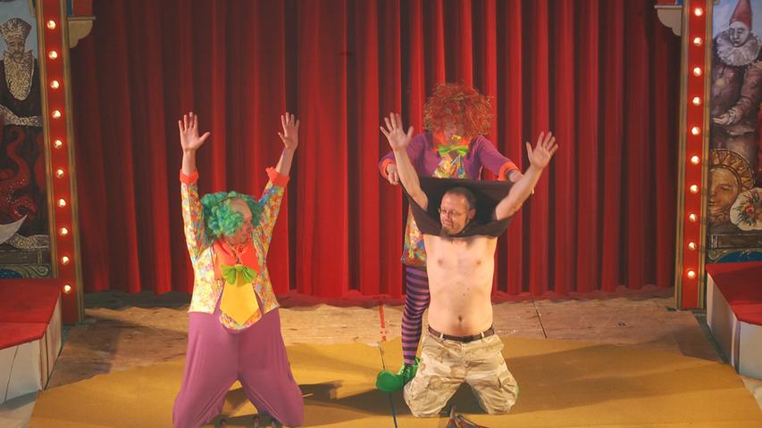 Fakir und Flammenshow:  30 Jahre  Circus Sambesi