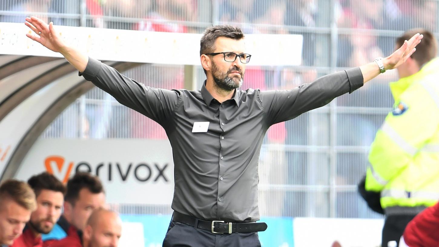 "Drei Punkte und einige Plätze in der Tabelle", sollen die Nürnberger Elf laut Michael Köllner am Sonntag in Kaiserslautern antreiben.