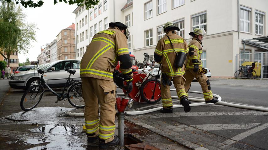 Starke Rauchentwicklung bei Brand in Fürther Südstadt