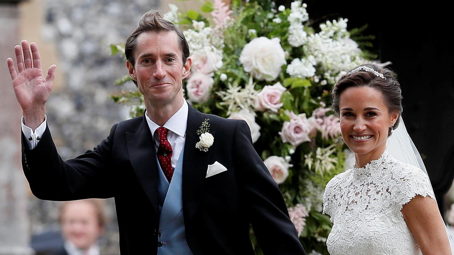 Strahlendes Brautpaar: Kates kleine Schwester Pippa Middleton mit ihrem Bräutigam, dem Hedgefonds-Manager James Matthews.