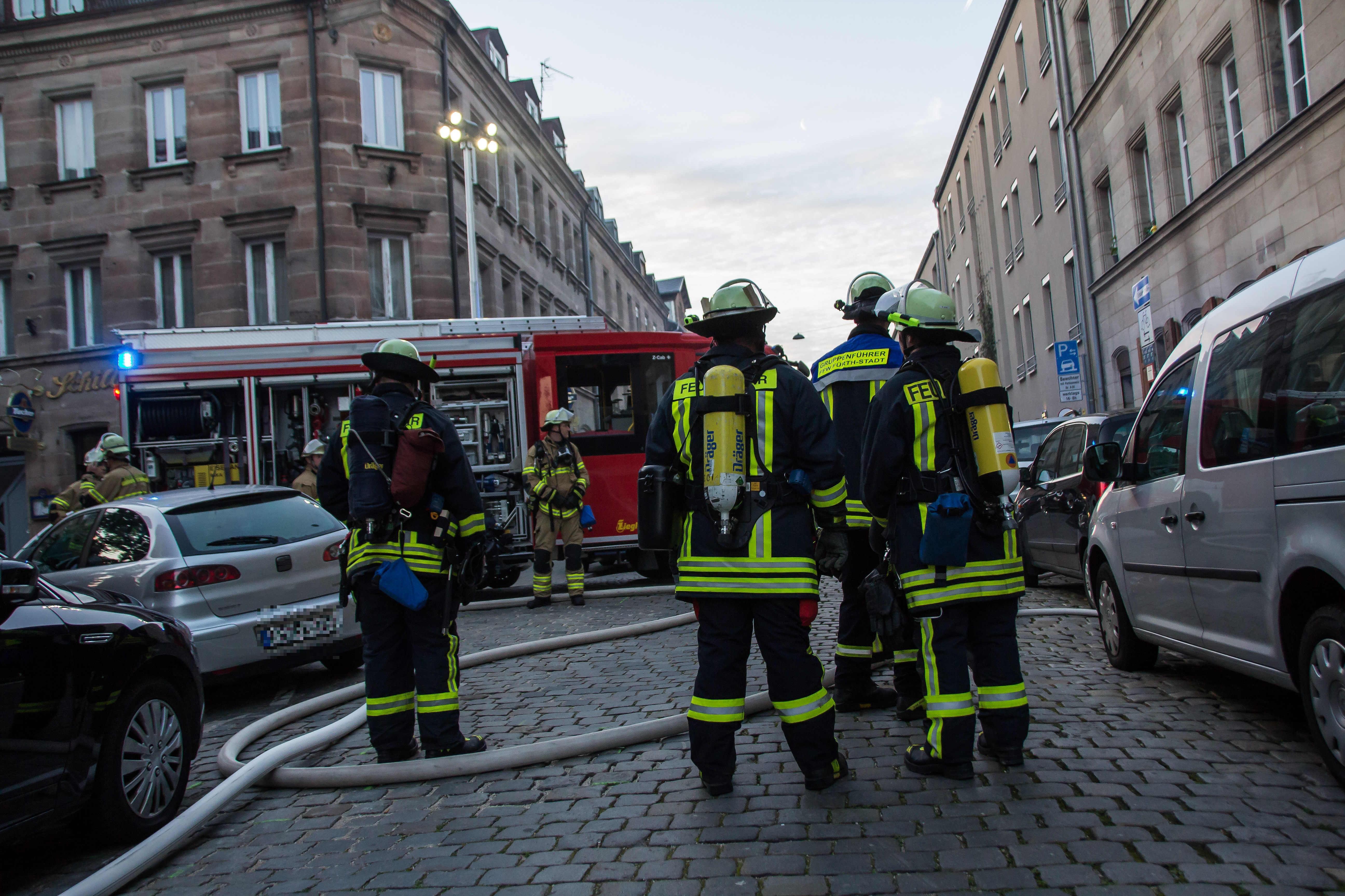 Ausgebremst Von Parksündern: Was Darf Die Feuerwehr? | Nn.de