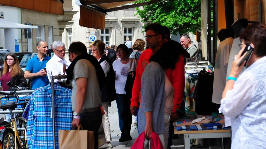 Sonnenschein und Schnäppchen: Verkaufsoffener Sonntag in Forchheim