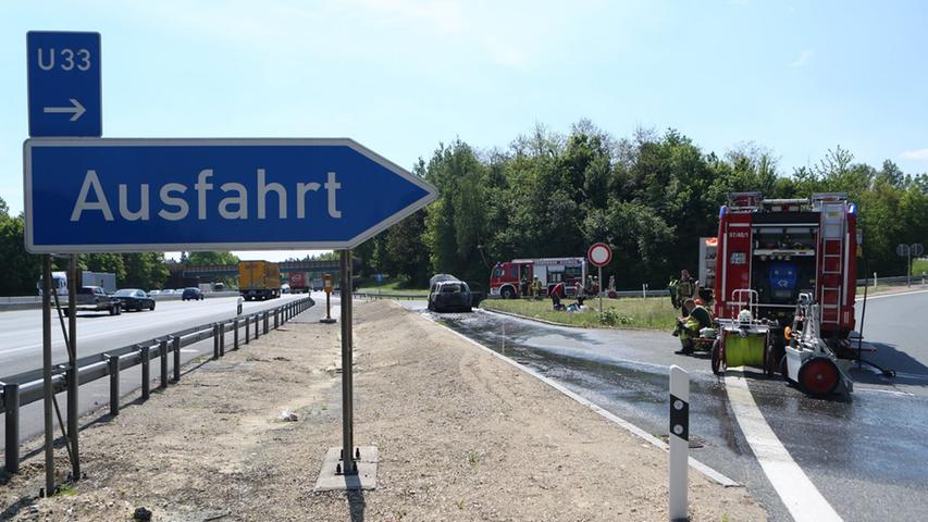Glück im Unglück hatte der Fahrer eines Autos auf der A3: Er konnte seinen Wagen noch an der Ausfahrt Nürnberg-Mögeldorf stoppen, bevor Schlimmeres eintrat.