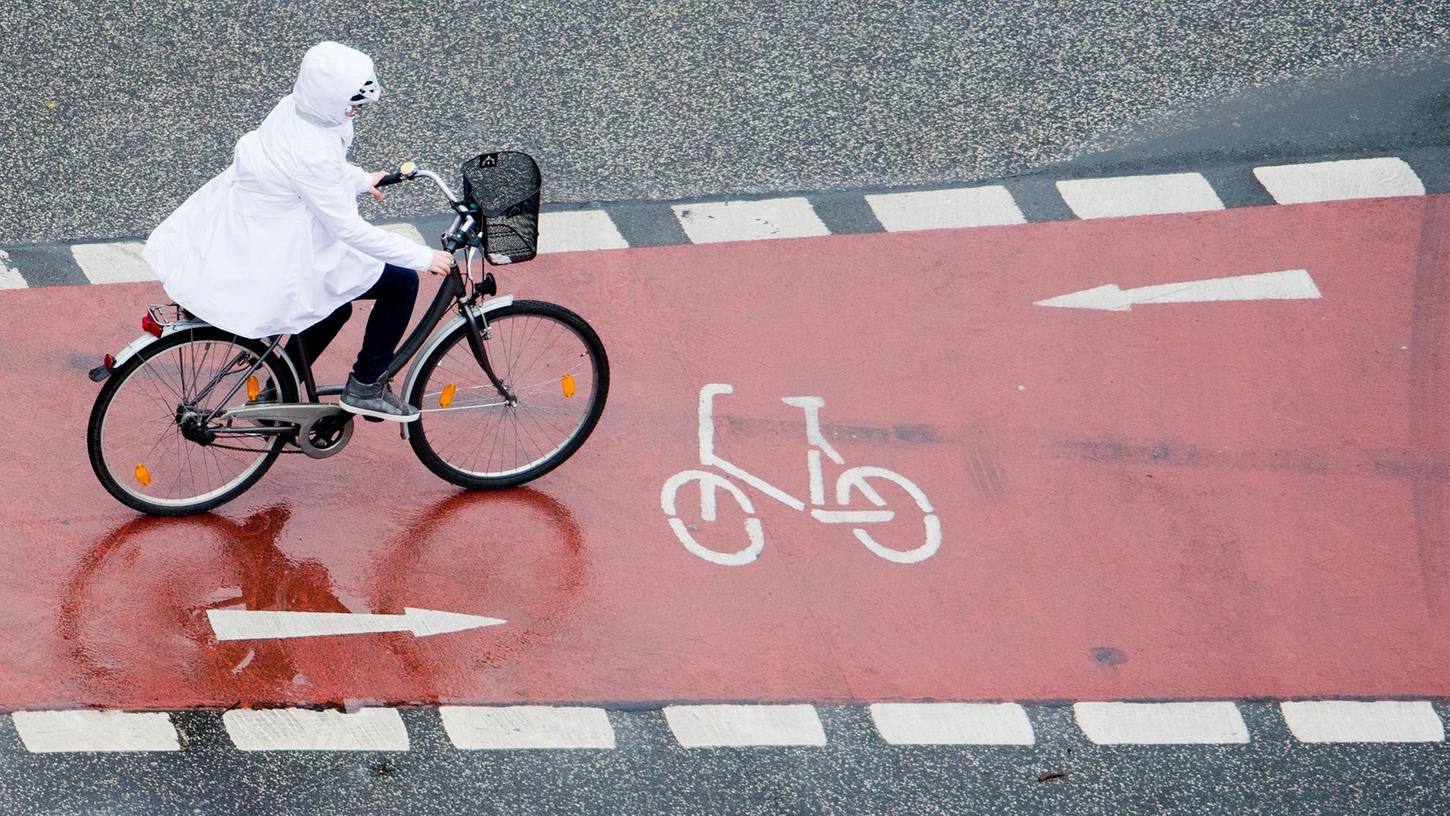Falschparker, Radweglücken und gefährliche Hauptstraßen: In Nürnberg sind Radwege ein gefährliches Pflaster. Das möchte die Initiative "I bike nbg" nun ändern.