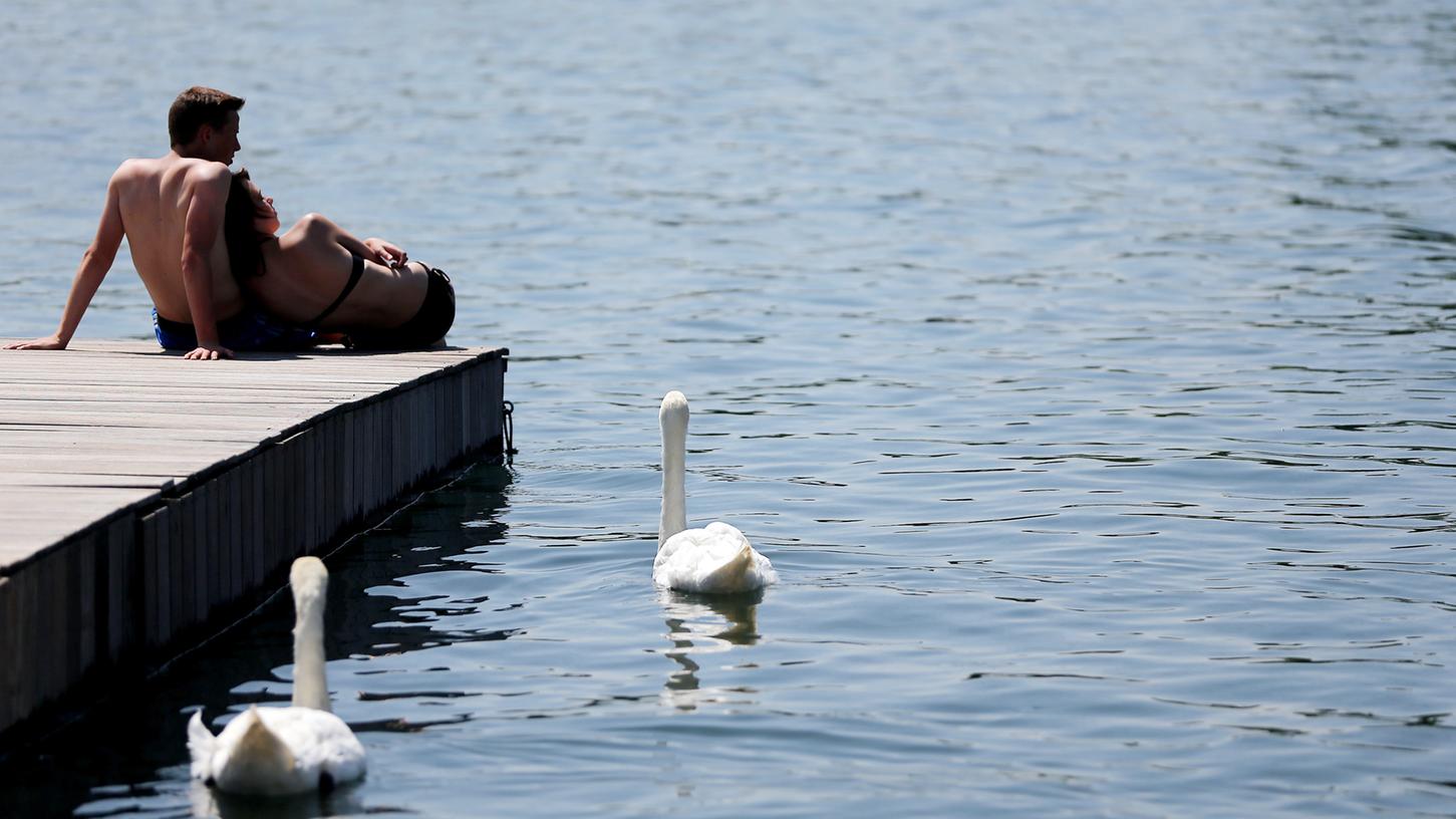 Der Sommer kann kommen: Der Großteil der Badeseen in Bayern weist laut einer Untersuchung eine ausgezeichnete Qualität auf. Der Sommer kann kommen: Der Großteil der Badeseen in Bayern weist laut einer Untersuchung eine ausgezeichnete Qualität auf.