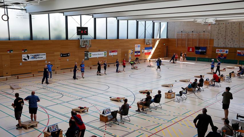 Mit Cheerleadern: Deutsche Cornhole-Elite trägt Meisterschaft in Nürnberg aus