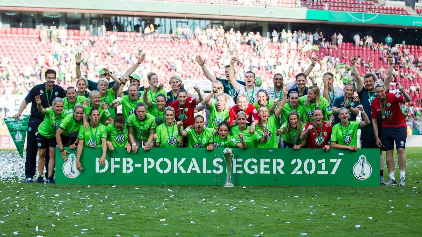 Durch einen 2:1-Sieg im Finale über den SC Sand sicherten sich die Frauen des VfL Wolfsburg den DFB-Pokal.