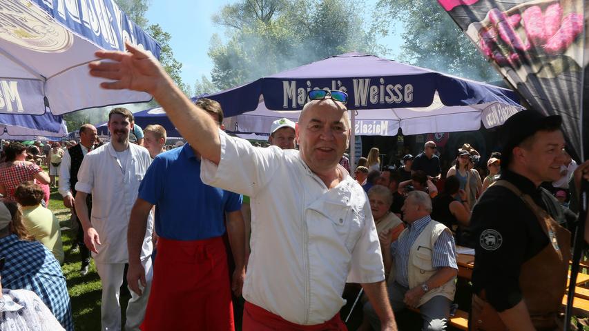 Bratwurstgipfel 2017 in Pegnitz: Tausende feiern bei Super-Wetter