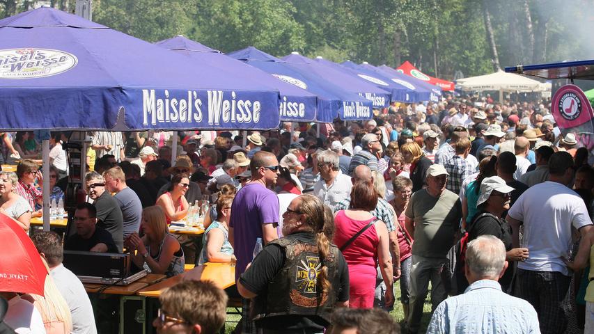 Bratwurstgipfel 2017 in Pegnitz: Tausende feiern bei Super-Wetter