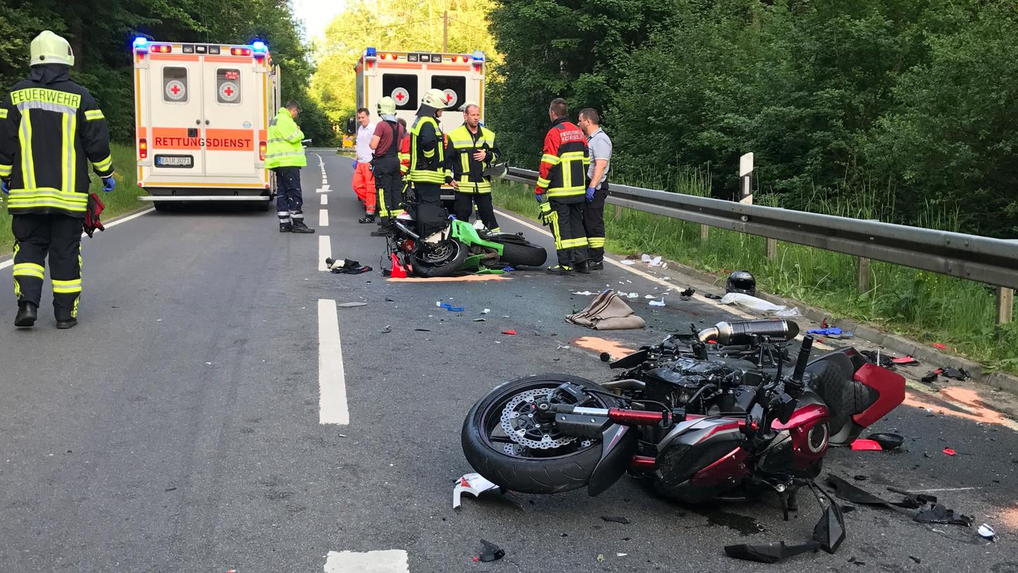 Die zwei Biker kollidierten am Würgauer Berg miteinander. Beide wurden lebensgefährlich verletzt.