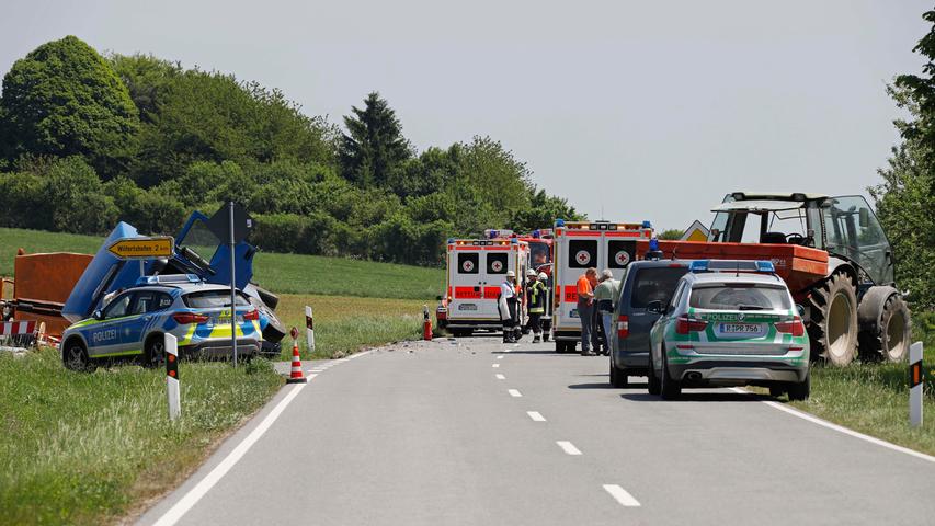 Zusammenstoß mit Kieslaster bei Pettenhofen: Mann schwer verletzt