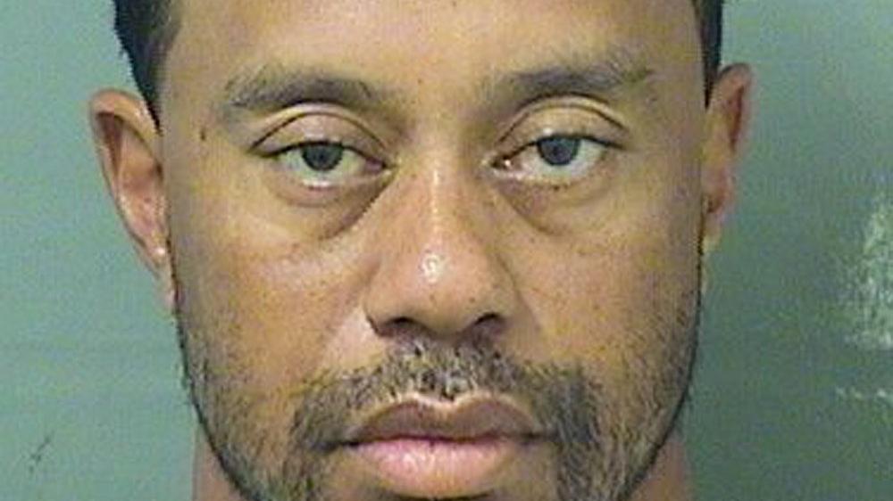 Star-Golfer Tiger Woods wurde von der Polizei in Palm Beach in Florida festgenommen, weil er betrunken und unter Drogeneinfluss Auto gefahren sein soll.