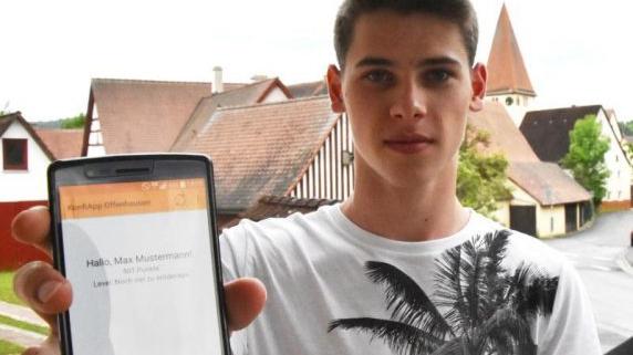 Er hat die Konfi-App zusammen mit einem Freund entwickelt: Philipp Dormann aus Herzogenaurach. Er hat die Konfi-App zusammen mit einem Freund entwickelt: Philipp Dormann aus Herzogenaurach.