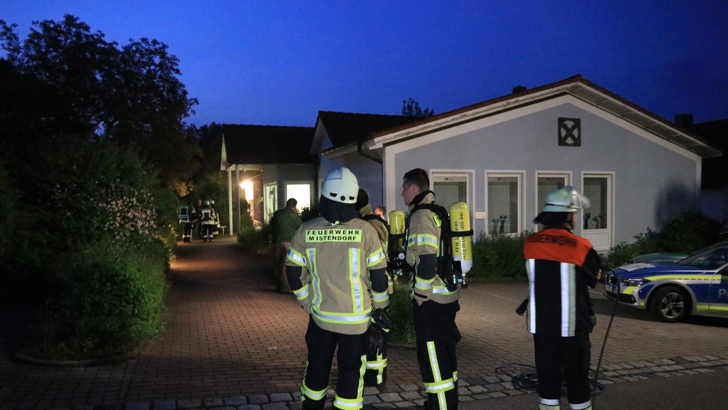 Ende Mai schnappte die Polizei in Strullendorf einen Mann, der versucht haben soll, einen Bankautomaten zu sprengen. Nun scheint es, als habe sich dadurch eine ganze Reihe von Raubüberfällen auf Geldinstitute aufgeklärt.